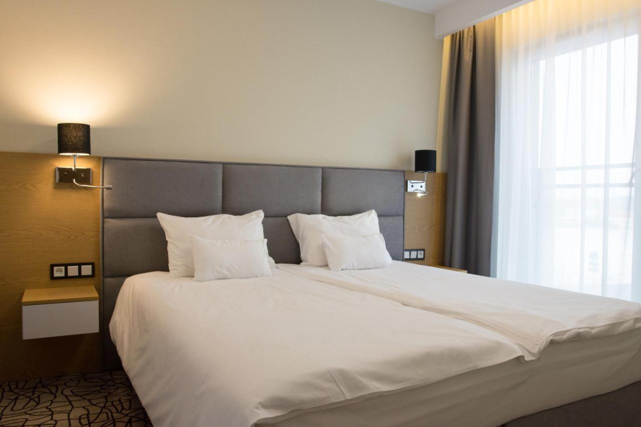 Aparthotel Termy Uniejow Ngoại thất bức ảnh